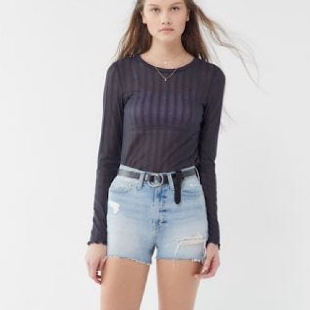 BDG Girlfriend High-Waisted Distressed Denim Cut Off Jean Short Blue size 26
